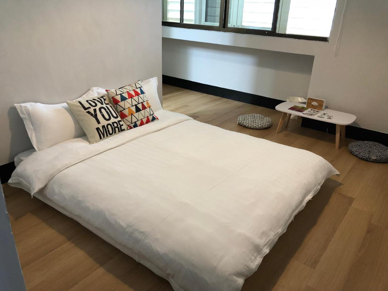 湘品旅館xiang Pin Hotel-有人旅宿東大門夜市湘品館-無電梯無電視 訂房後請注意訊息加line聯繫我 Hualien City Εξωτερικό φωτογραφία