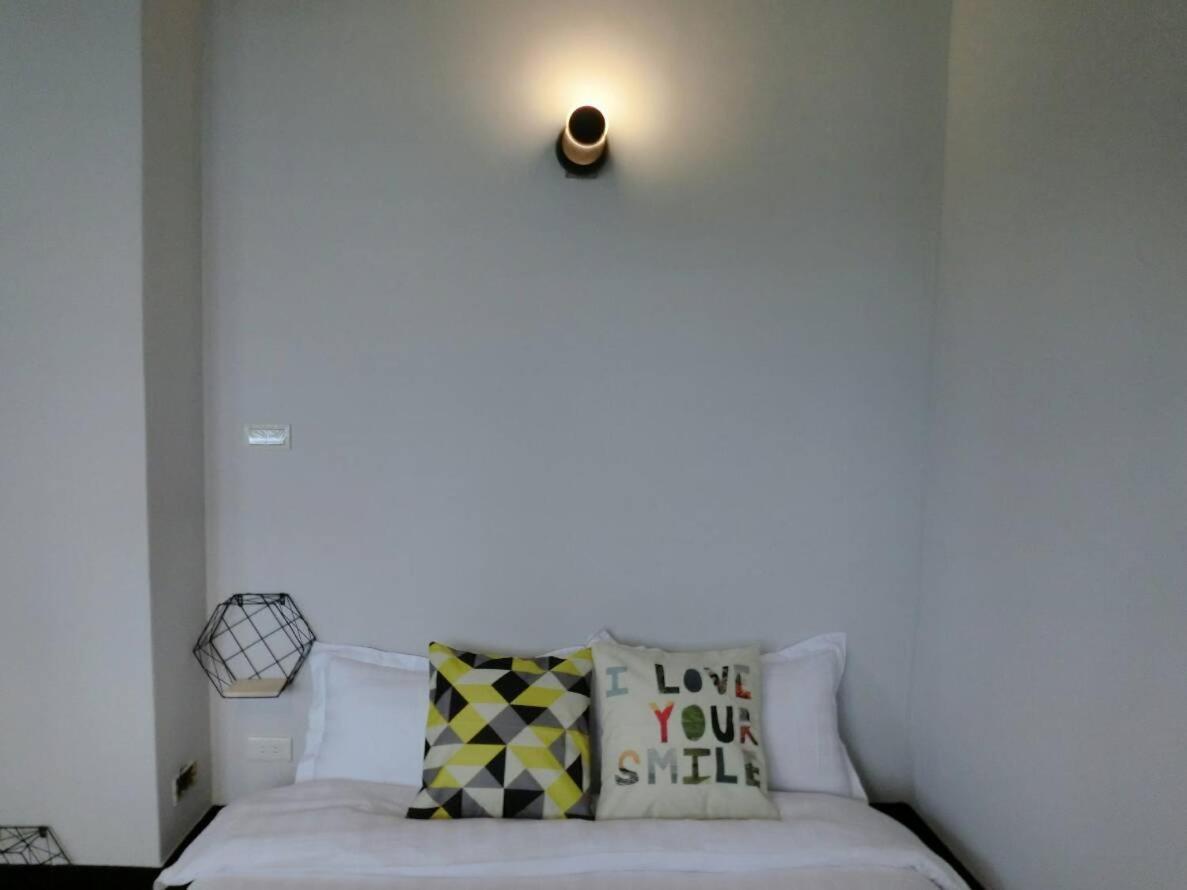 湘品旅館xiang Pin Hotel-有人旅宿東大門夜市湘品館-無電梯無電視 訂房後請注意訊息加line聯繫我 Hualien City Εξωτερικό φωτογραφία