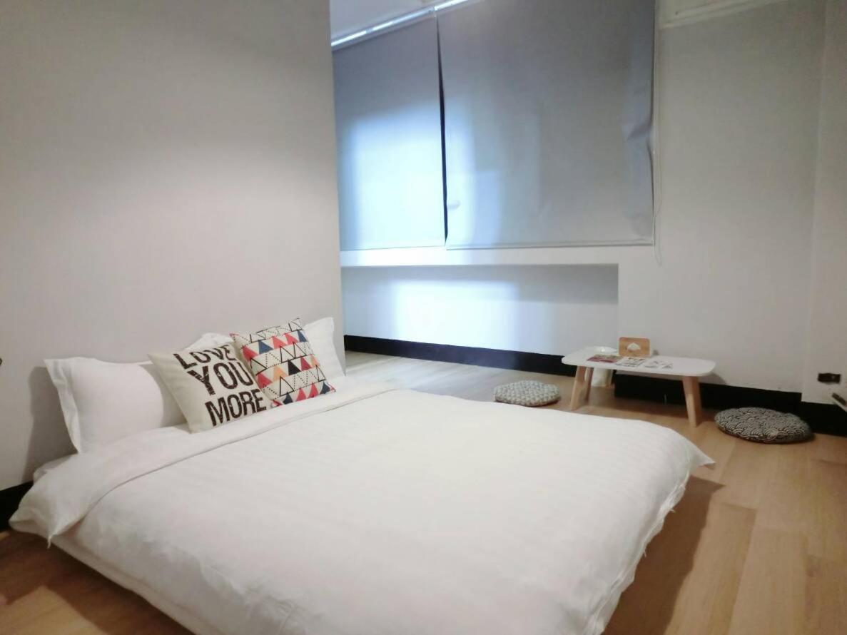 湘品旅館xiang Pin Hotel-有人旅宿東大門夜市湘品館-無電梯無電視 訂房後請注意訊息加line聯繫我 Hualien City Εξωτερικό φωτογραφία