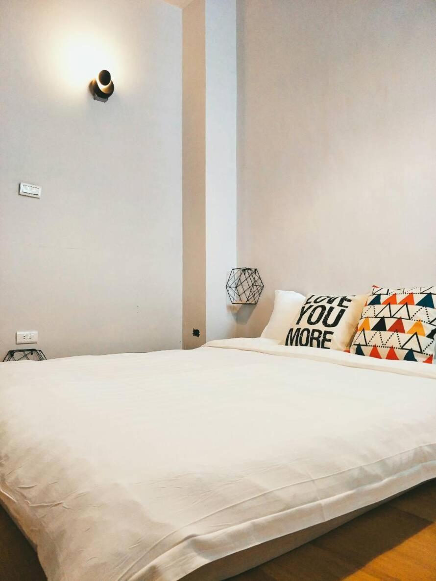 湘品旅館xiang Pin Hotel-有人旅宿東大門夜市湘品館-無電梯無電視 訂房後請注意訊息加line聯繫我 Hualien City Εξωτερικό φωτογραφία